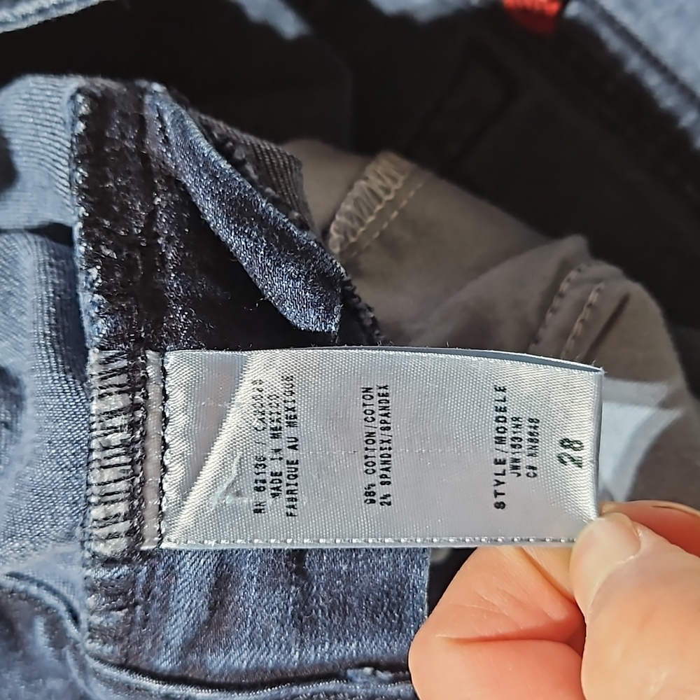 Guess Low Rise Jeans - Picture 6 of 9